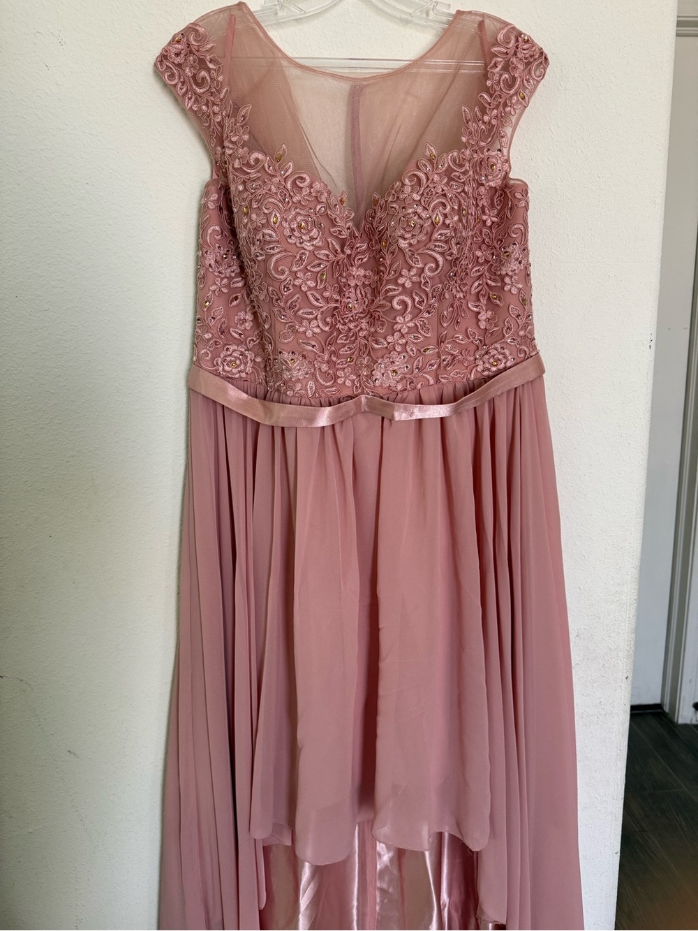 Aspeed Dusty Rose Embroidered Chiffon Formal Dress